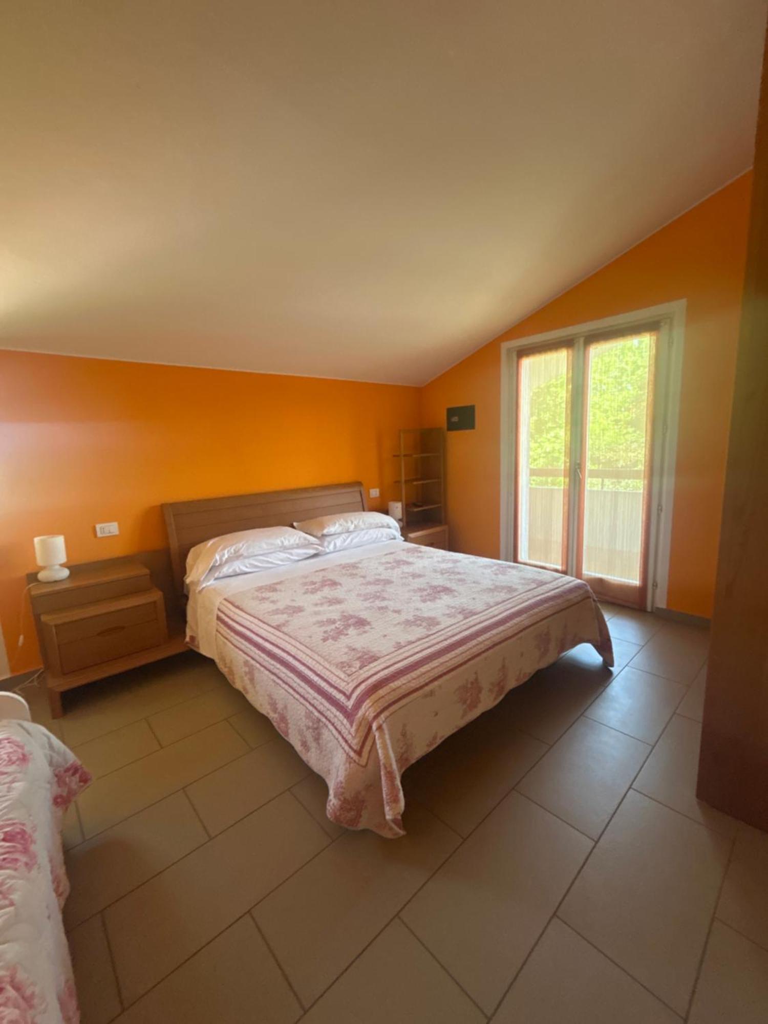 Villarobinia Lazise Buitenkant foto